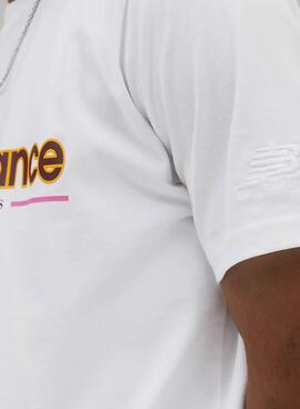 T-Shirt New Balance Atletismo Branco para Homem