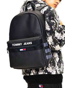 Mochila Tommy Jeans Essential Twist Preto