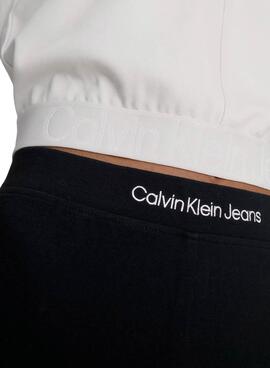 Shorts Calvin Klein Institutional Preto para Mulher