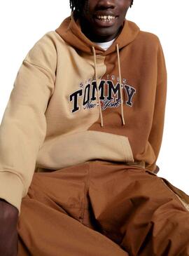 Sweat Tommy Jeans Relaxed time do colégio Beige Homem