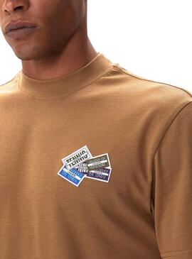 T-Shirt Lacoste Insignias Camel para Homem