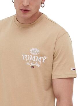 T-Shirt Tommy Jeans Luxo Athletic Camel Homem