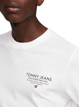 T-Shirt Tommy Jeans Graphic Slim Branco Homem