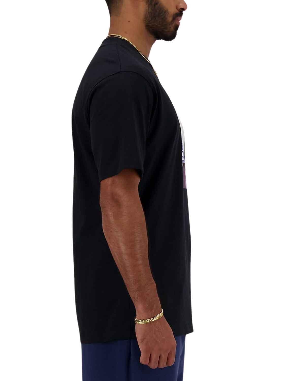 Camiseta New Balance Never Age Preto para Homem