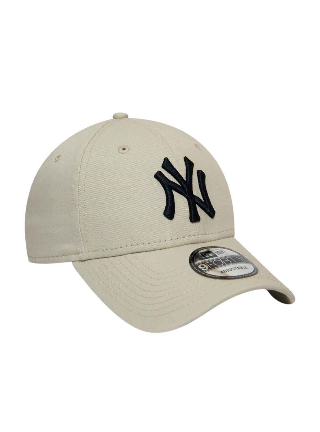 Boné New Era League Essential 940 Beige