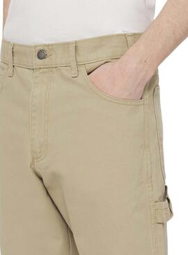 Bermuda Dickies em lona de pato bege para homem.