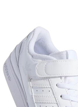 Sapatilhas Adidas Forum Low Branco para meninas e meninos.