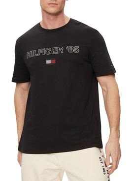 Camiseta Tommy Hilfiger 85 preta para homem.