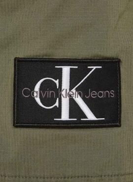 Bermudas Calvin Klein Washed Cargo Verde para Homem