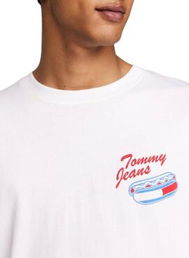 Camiseta Tommy Jeans Plus Logo branca para homem.