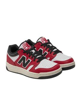 Sapatilhas New Balance 480 vermelho, branco e preto.