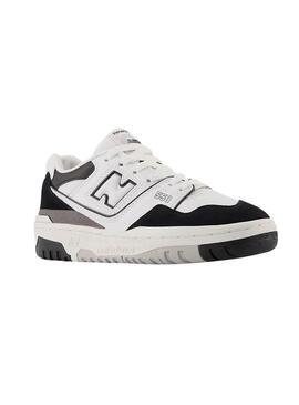 Sapatilhas New Balance BB550 preto e branco.