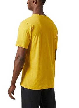 Camiseta Helly Hansen com logo amarelo para homem.