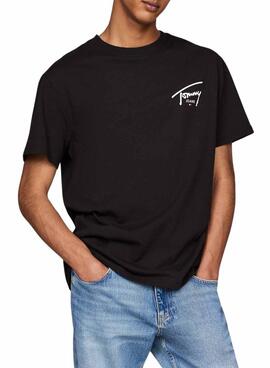 Camiseta Tommy Jeans reg signature preta para homem.