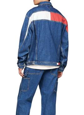 Jaqueta trucker Tommy Jeans Aiden Oversize azul denim para homem.