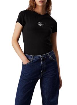 Camiseta Calvin Klein Jeans monologo slim preto para mulher