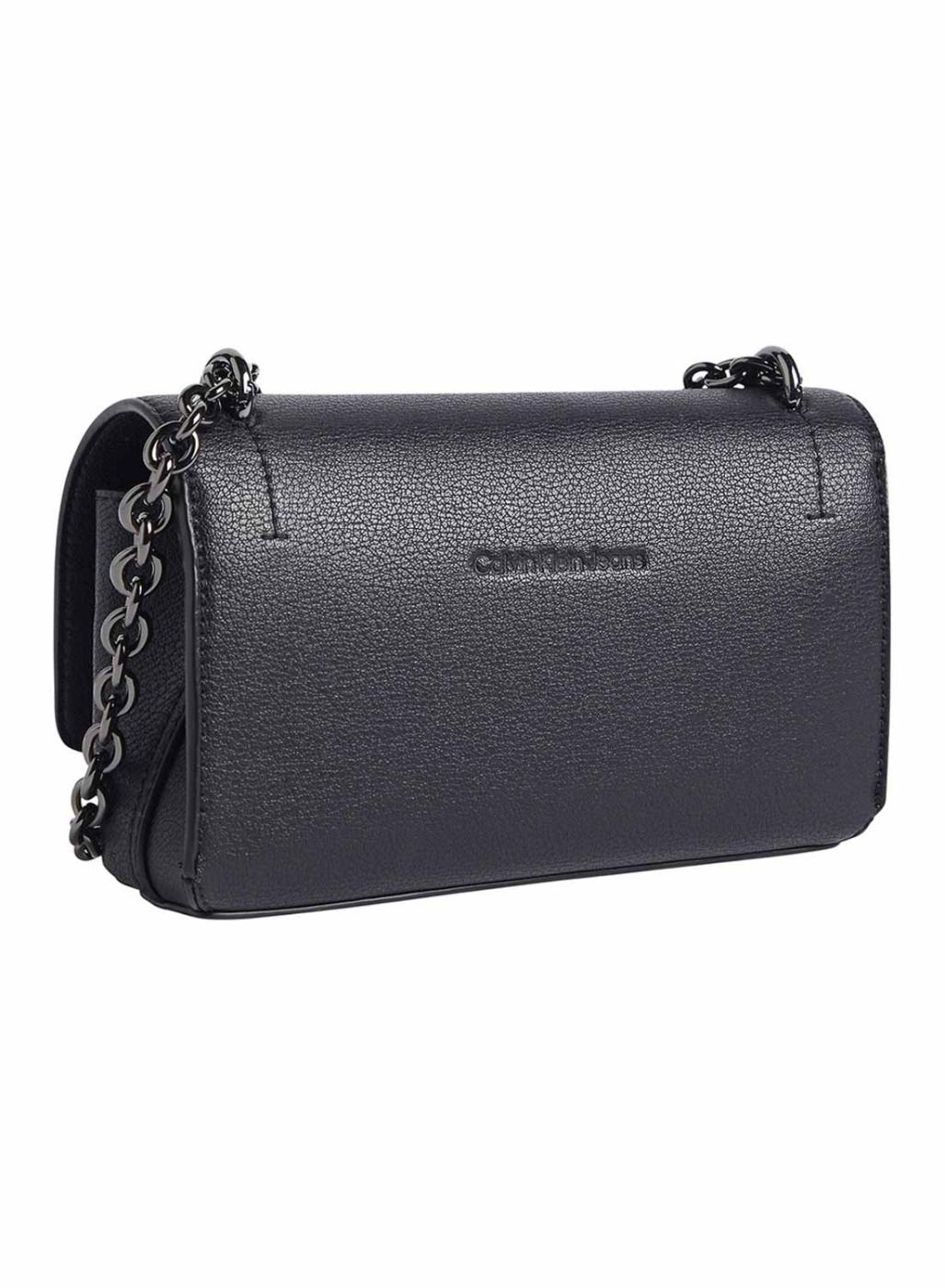 Bolsa Calvin Klein Jeans Monograma Minimal preta para mulher