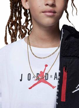 Camiseta Jordan Jumpman branca para menina.