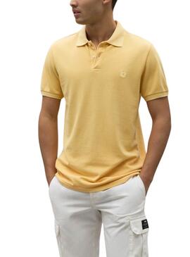 Camisa polo Ecoalf Ted amarela para homem.