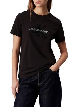 Camiseta Calvin Klein Jeans Chenille preta para mulher