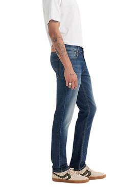 Calça jeans Levis 511 dark denim para homem.