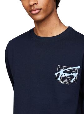 Camiseta de manga comprida Tommy Jeans Spray marinho para homem.