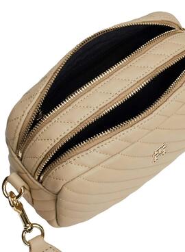 Bolsa Tommy Hilfiger Quilted Camera bege para mulher