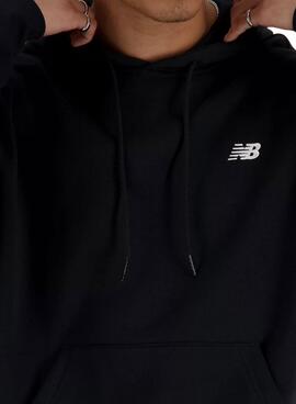 Moletom Capuz New Balance Basic Hood preto para homem