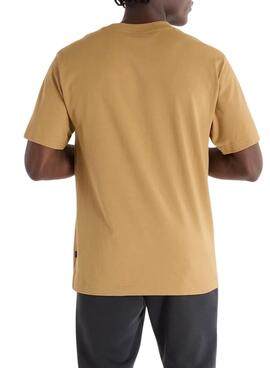 Camiseta New Balance Grandma tostado para homem