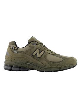 Sapatilhas New Balance 2002R verde para homem.