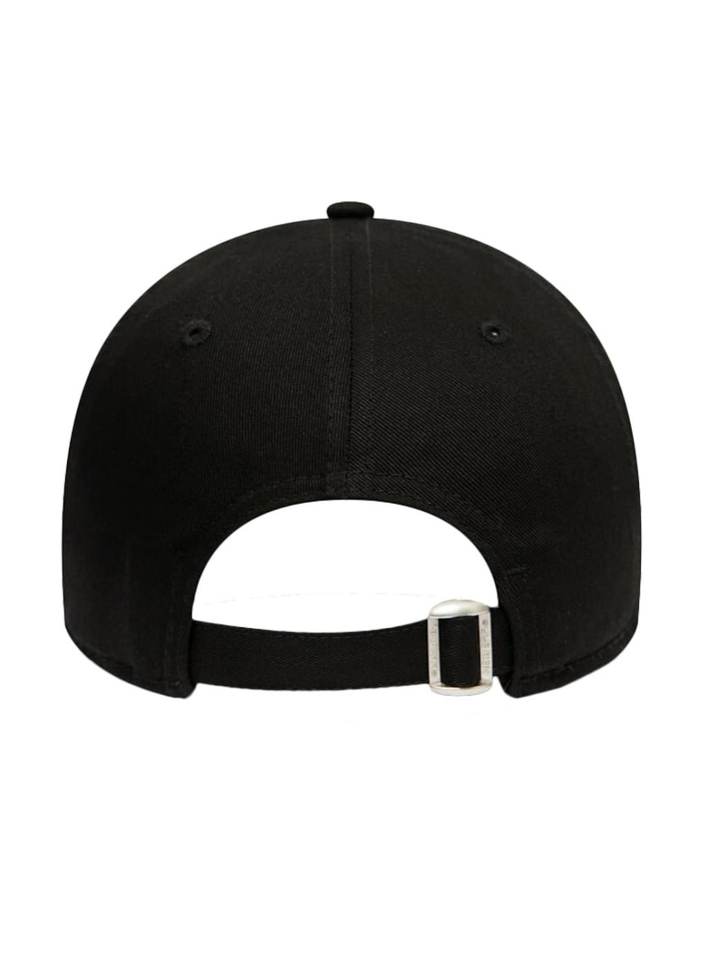 Boné New Era Essential 940 preto para homens e mulheres