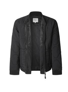 Jaqueta bomber Pepe Jeans Malabar acolchoada preta para homem.