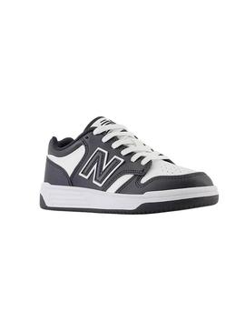 Tênis New Balance B480 branco e preto para crianças.