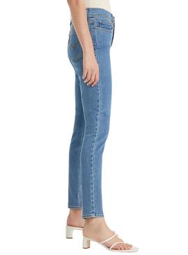 Calça jeans Levi's 311 Shaping Skinny azul para mulher.