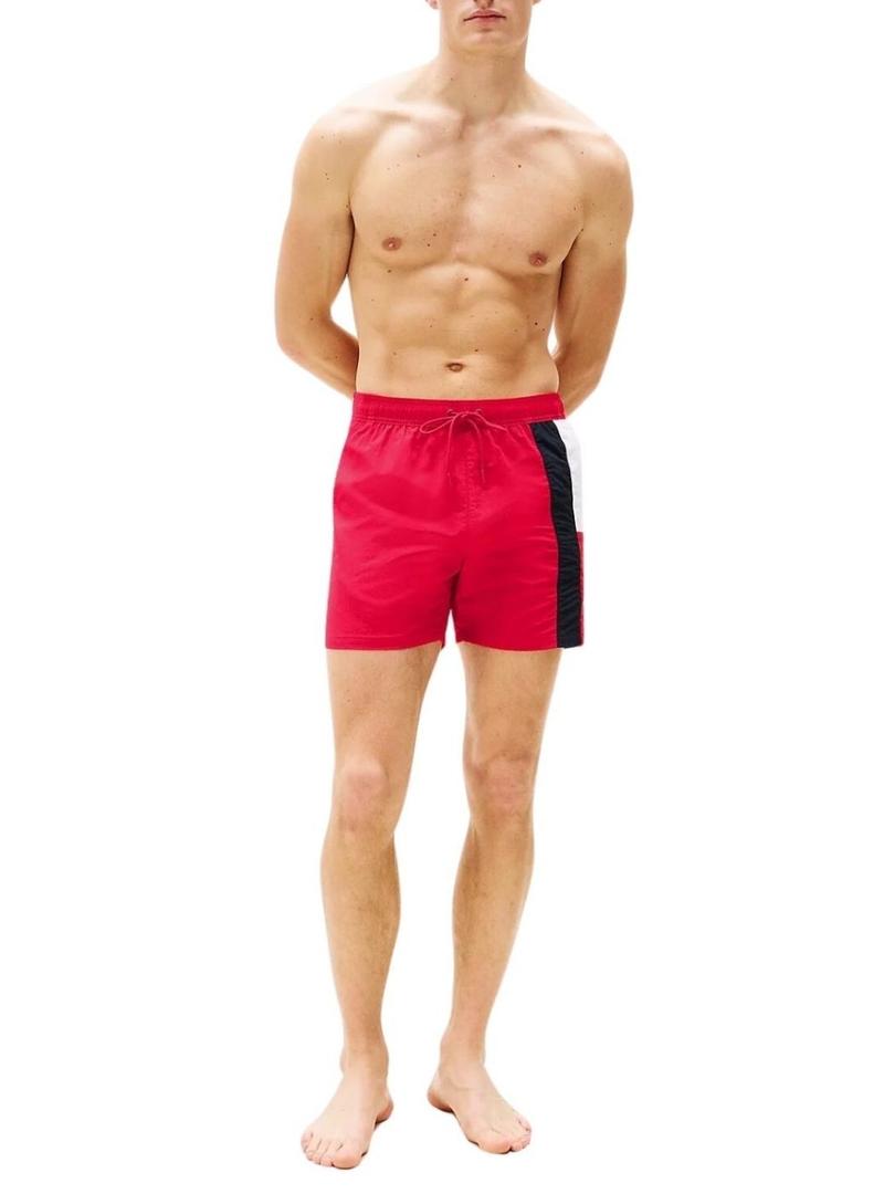 Calção Tommy Hilfiger tricolor vermelho para homem.