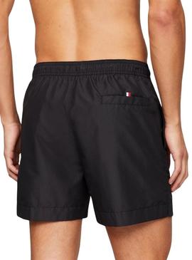 Calção de banho Tommy Hilfiger Medium Drawsting preto para homem.
