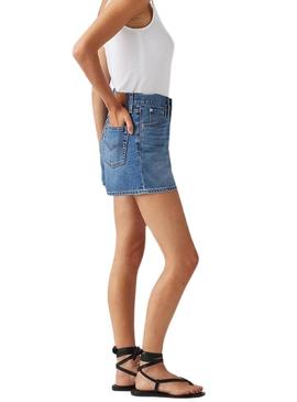 Shorts de ganga Levis 80S Mom azul para mulher
