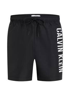 Fato de banho Calvin Klein preta com logo na frente para homem.