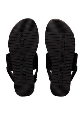 Sandálias de plataforma Calvin Klein preto para mulher.