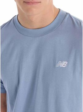 Camiseta New Balance Sport Essentials azul para homem.