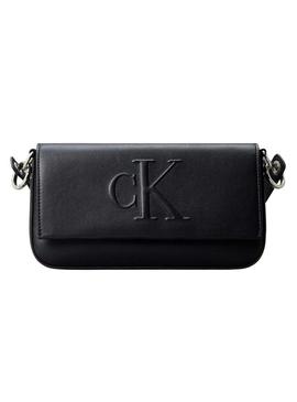 Bolsa de ombro preta com aba Calvin Klein para mulher.