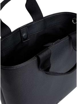 Bolsa Calvin Klein mini tote preta para mulher.