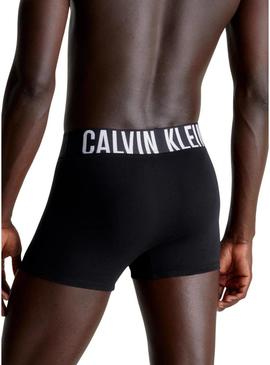 Pack 3 cuecas Calvin Klein boxer ajustadas preta e branca para homem.