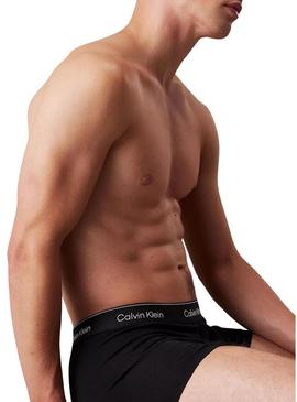 Calcinha Calvin Klein Trunk Boxer preta para homem.