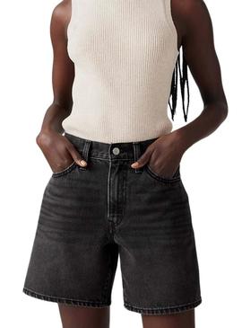 Bermudas Levis 94 Baggy preto para mulher