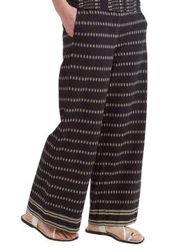 Calça estampada preta Vila Visavila para mulher.