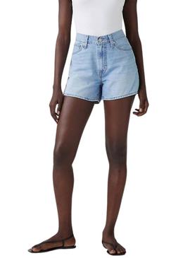 Shorts Levi's 80s Mom em denim claro para mulheres