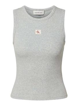 Camiseta Calvin Klein Jeans Woven Label cinza para mulher.
