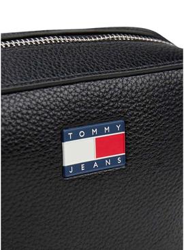 Bolsa Tommy Jeans Must Camera preta para mulher.