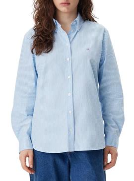 Camisa Tommy Jeans Pinstripe azul e branco para mulher.